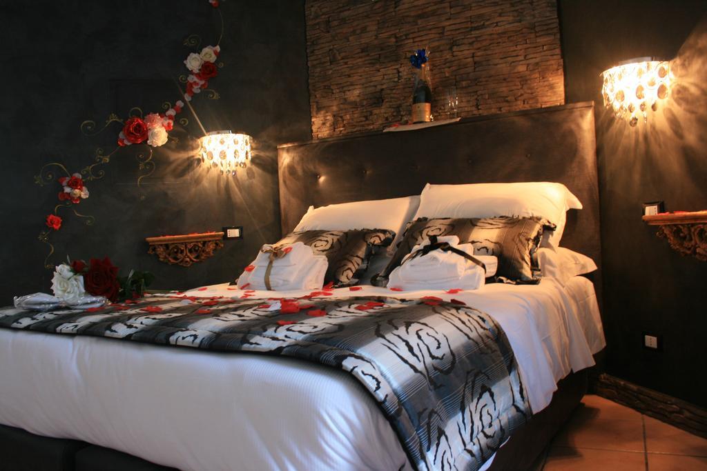Crystal Rhome Rome Buitenkant foto