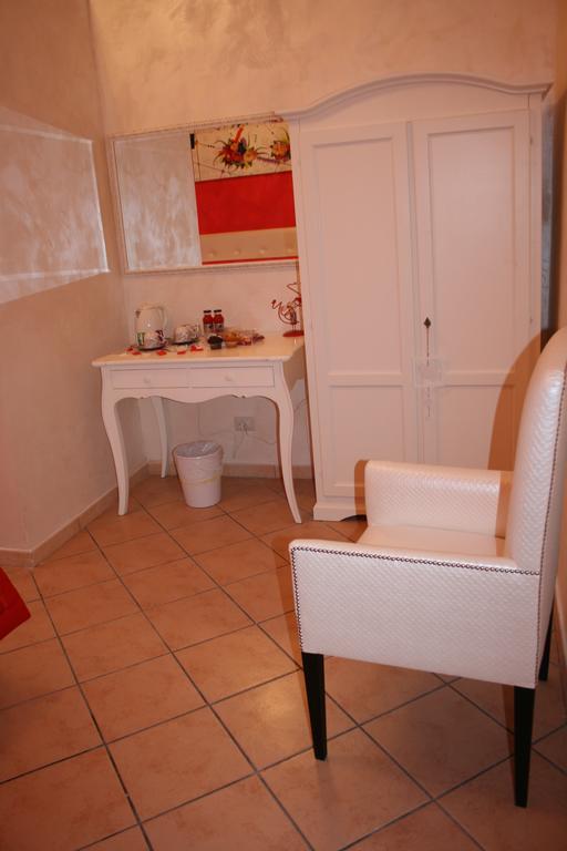 Crystal Rhome Rome Buitenkant foto